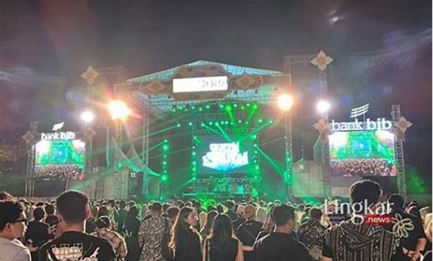 event-hiburan-besar-kembali-hidup-dengan-penonton-meriah_a68b4d680.jpg